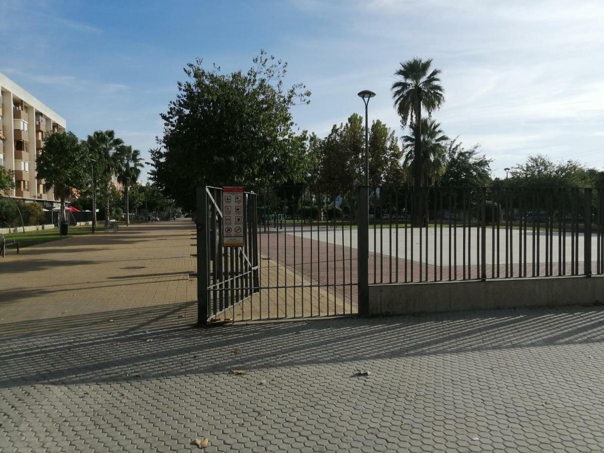 Sevilla Sol Buitenkant foto